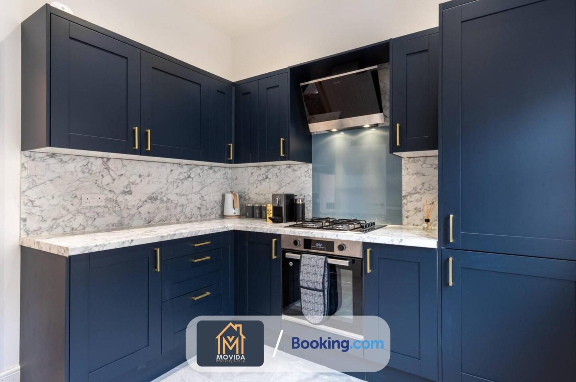 Central Elegant Three Bed Duplex By Movida Property Group Short Lets & Serviced Accommodation Harrogate Exterior photo